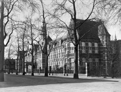129760 Gezicht op het St.- Antoniusziekenhuis (Prins Hendriklaan 40) te Utrecht.N.B. Het adres van het ziekenhuis is ...
